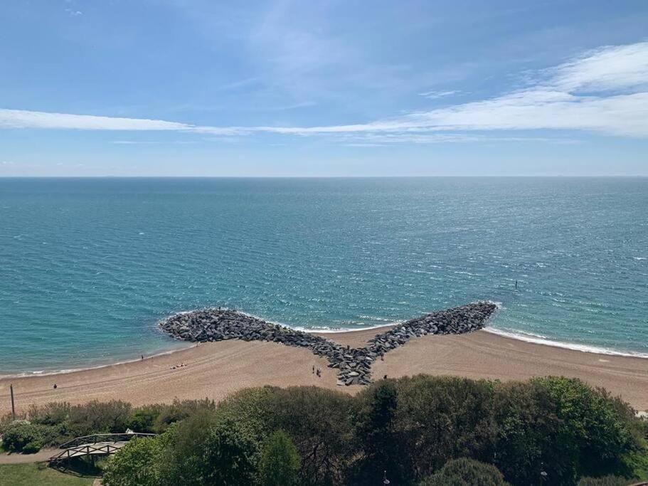 Beautifully Appointed, Period Seaside Apartment Folkestone Exterior photo